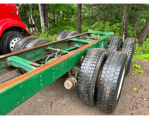 Complete Vehicle INTERNATIONAL F-2674 Truck Salvage International Inc