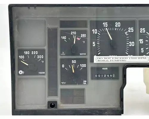 International F-4900 Instrument Cluster