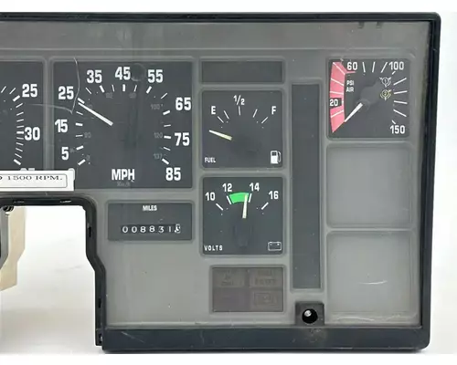 International F-4900 Instrument Cluster