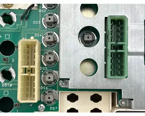 International F-4900 Instrument Cluster
