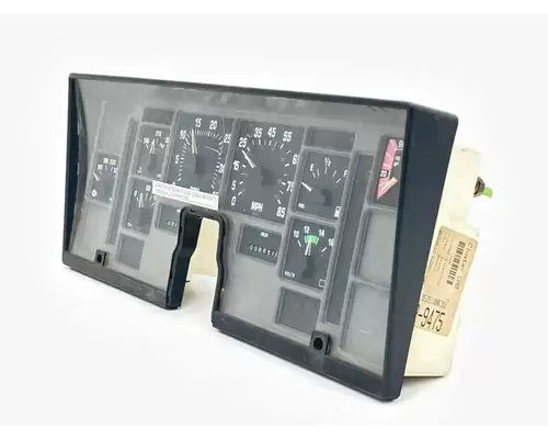 International F-4900 Instrument Cluster