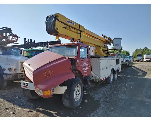 Rebuilders INTERNATIONAL F-4900 Truck Salvage International Inc