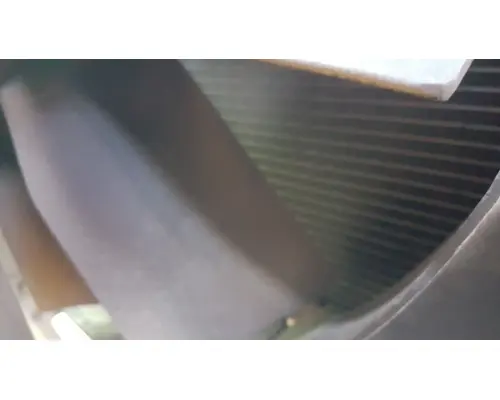 International F-8100 CH Radiator