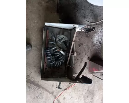 Battery Box INTERNATIONAL F-9370 