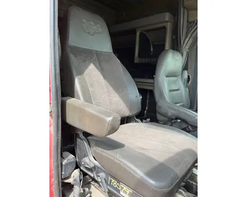 International F-9370 Seat, Front