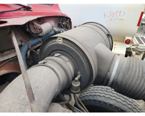 International F2574 Air Cleaner