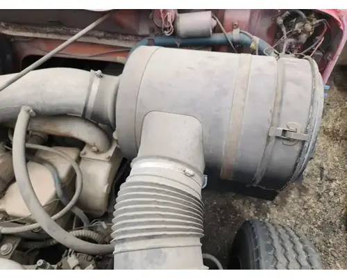 International F2574 Air Cleaner