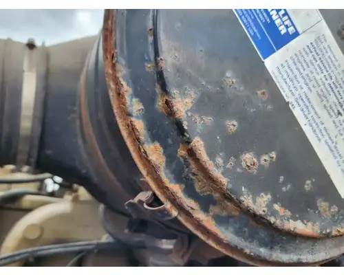 International F2574 Air Cleaner