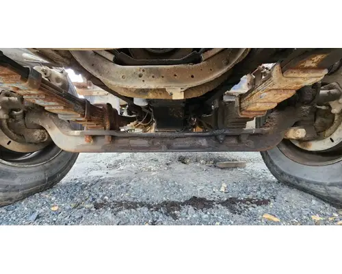 International F2574 Axle Assy, Fr (4WD)