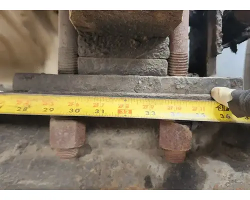 International F2574 Axle Assy, Fr (4WD)