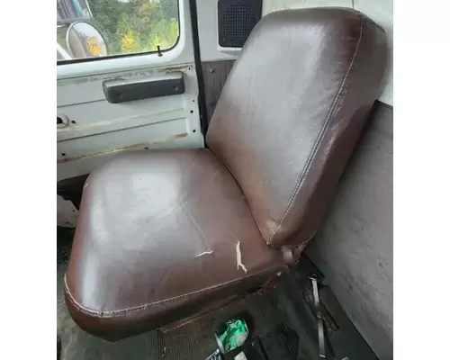 International F2574 Seat, Front