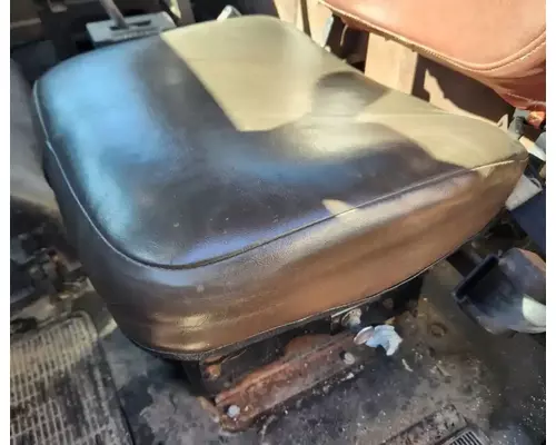 International F2574 Seat, Front