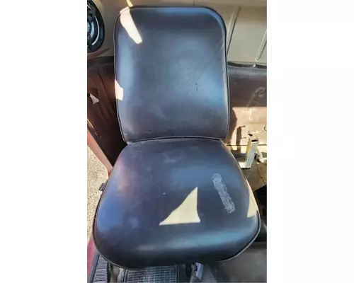 International F2574 Seat, Front