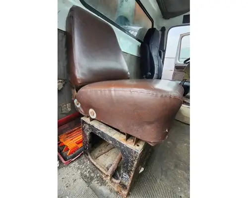 Seat, Front International F2574 Complete Recycling Group LLC