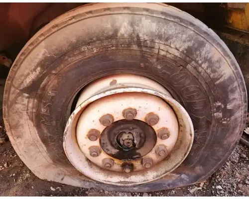 International F5070 Axle Assy, Fr (4WD)