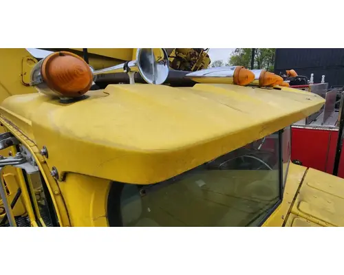 International F5070 Sun Visor (External)