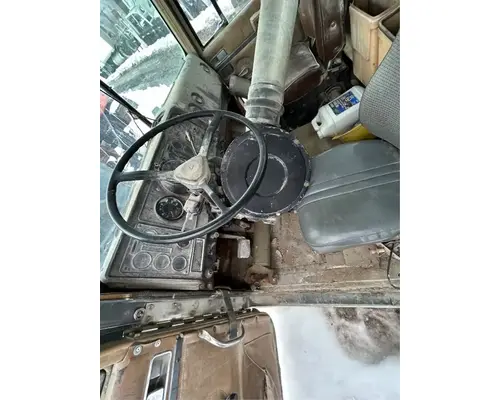 International F9370 Cab