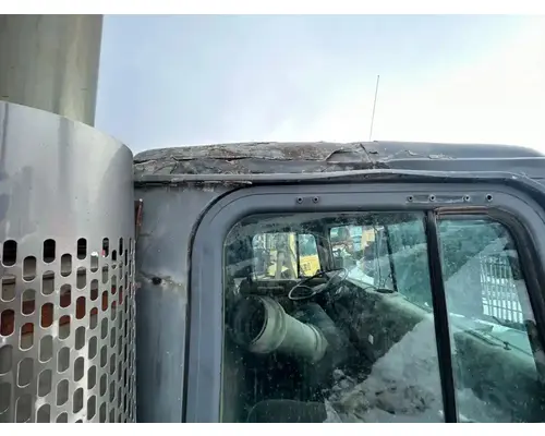 International F9370 Cab