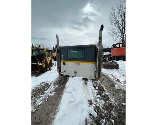 International F9370 Cab