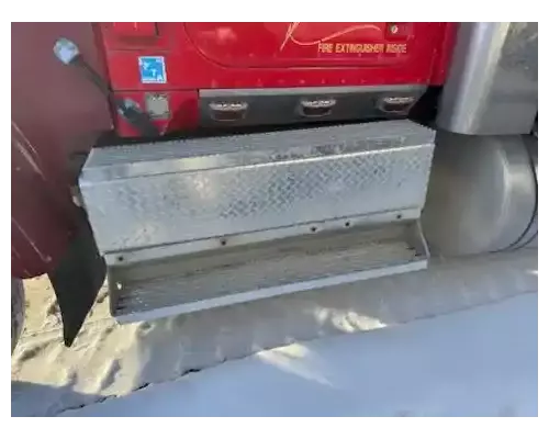International F9370 Exhaust Pipe