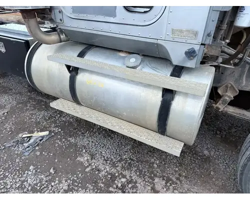 Fuel Tank International F9370 Holst Truck Parts