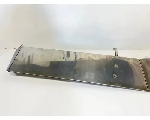 International F9370 Sun Visor (External)