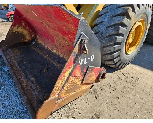 International H-90E Attachments, Wheel Loader