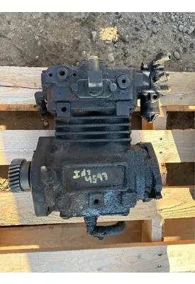 International HT570 Air Compressor