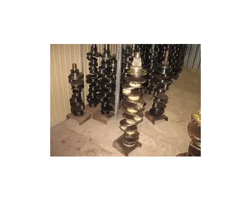 International HT570 Crankshaft