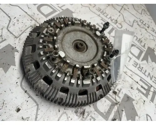 International HT570 Fan Clutch