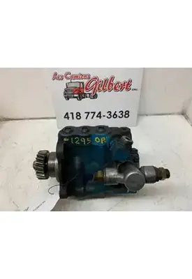 International HT570 Oil Pump
