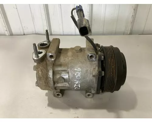 International HX620 Air Conditioner Compressor