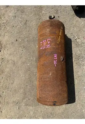 International HX620 Air Tank