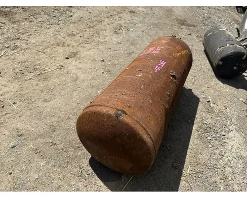 International HX620 Air Tank