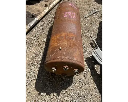 International HX620 Air Tank