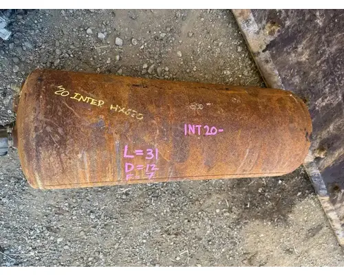 International HX620 Air Tank