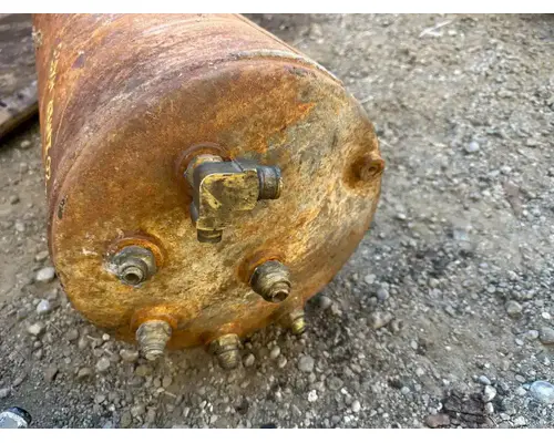 International HX620 Air Tank