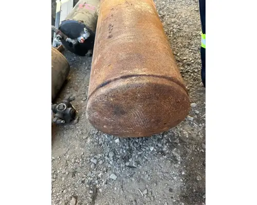 International HX620 Air Tank