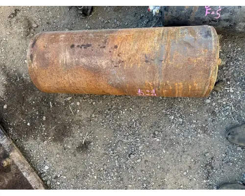 International HX620 Air Tank