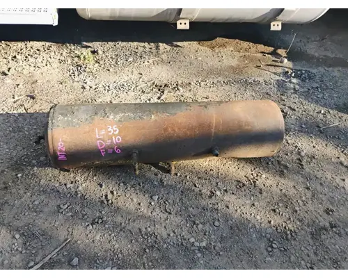 International HX620 Air Tank