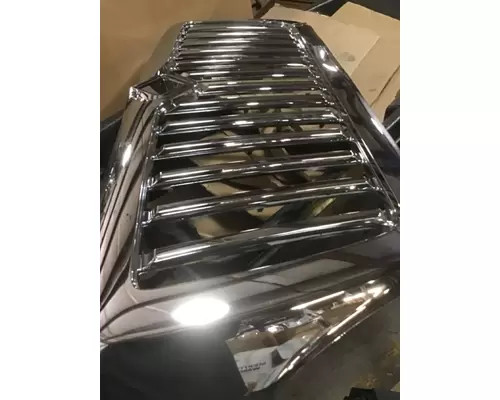 Grille INTERNATIONAL HV Marshfield Transportation Products