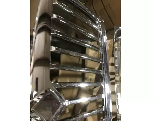 Grille INTERNATIONAL HV Marshfield Transportation Products