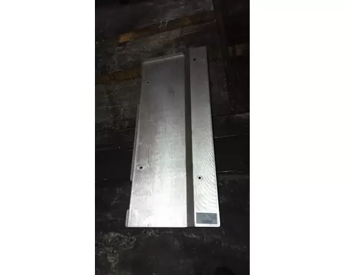 Muffler Shield INTERNATIONAL HX515 Marshfield Transportation Products
