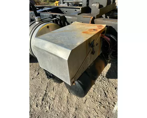 Battery Box INTERNATIONAL HX520 Dutchers Inc   Heavy Truck Div  Ny