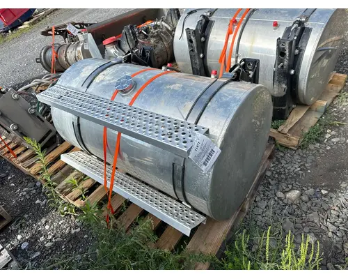 Fuel Tank INTERNATIONAL HX520 Dutchers Inc   Heavy Truck Div  Ny
