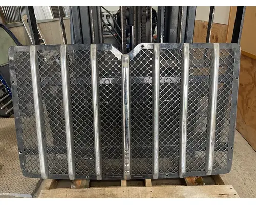 Grille INTERNATIONAL HX520 Dutchers Inc   Heavy Truck Div  Ny