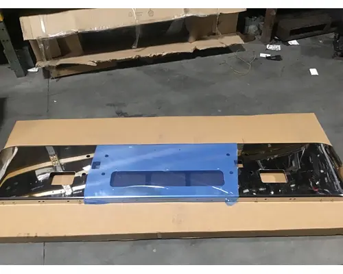 Bumper Assembly, Front INTERNATIONAL International  K &amp; R Truck Sales, Inc.