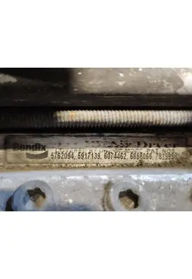 International LA617 Air Drier