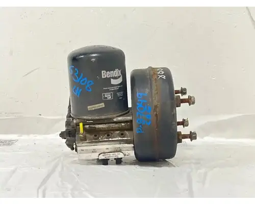 International LA617 Air Drier