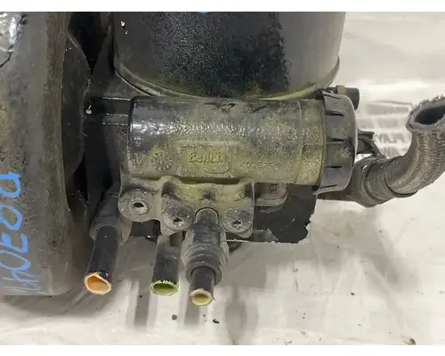 International LA617 Air Drier